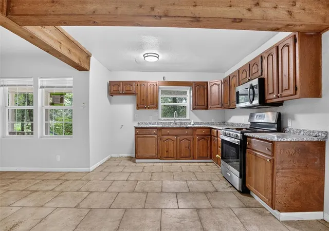 Photo 3 of Single family home for sale at 980801 S Stagecoach Dr, Wellston, OK 74881 | MLS# 1240816 | Listing updated on 2026-08-26