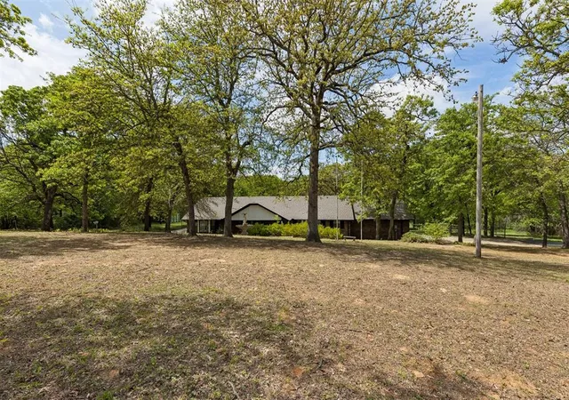 Photo 1 of Single family home for sale at 10331 Black Oaks Dr, Oklahoma City, OK 73165 | MLS# 1240820 | Listing updated on 2026-08-27