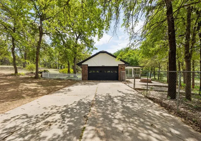Photo 4 of Single family home for sale at 10331 Black Oaks Dr, Oklahoma City, OK 73165 | MLS# 1240820 | Listing updated on 2026-08-27