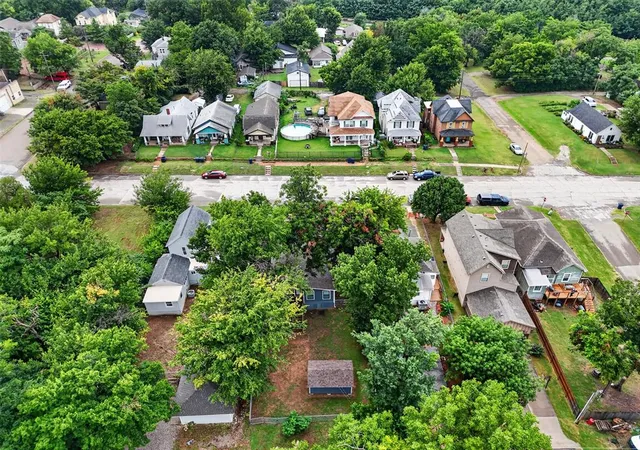 28th image of 414 N Division St, Guthrie, OK 73044 | MLS# 1240821