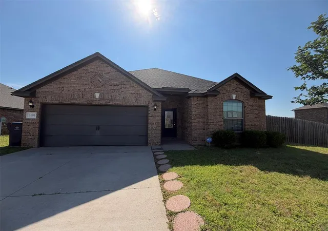 1st image of 3101 Copan Ct, Yukon, OK 73099 | MLS# 1240846
