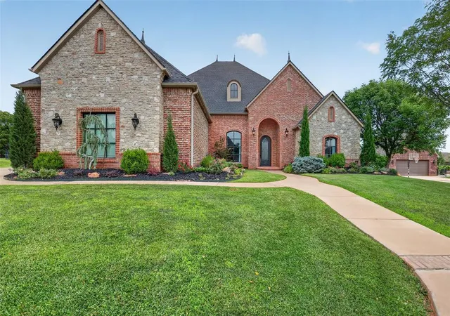 Photo 3 of Single family home for sale at 22002 White Pine Cir, Edmond, OK 73012 | MLS# 1240850 | Listing updated on 2026-09-16