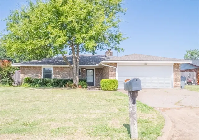 1st image of 314 Ne 26th St, Lawton, OK 73507 | MLS# 1240860