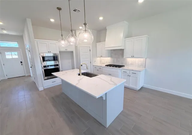 Photo 3 of Sale Pending at 19513 Birchfield Dr, Edmond, OK 73012 | MLS# 1240878 | Listing updated on 2026-08-26