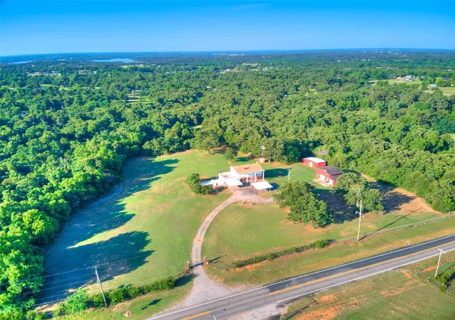 3rd image of 29805 Se 29Th St, Mc Loud, OK 74851 | MLS# 1240879