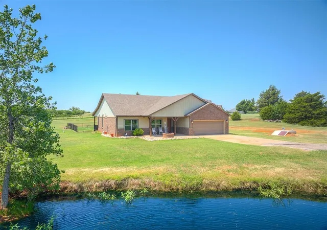 1st image of 18301 Naomi Dr, Cashion, OK 73016 | MLS# 1240880