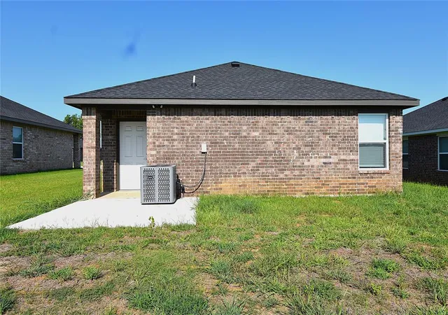 32nd image of 820 Elm St, Seminole, OK 74868 | MLS# 1240891
