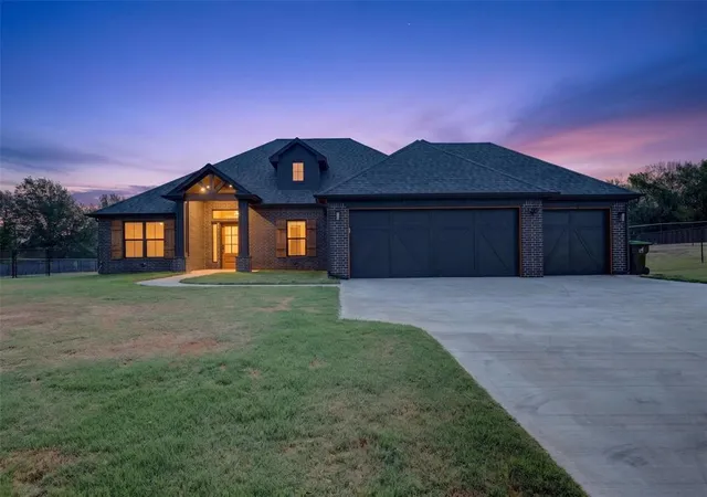 Photo 2 of Sale Pending at 19180 N County Line Rd, Piedmont, OK 73078 | MLS# 1240901 | Listing updated on 2026-08-28