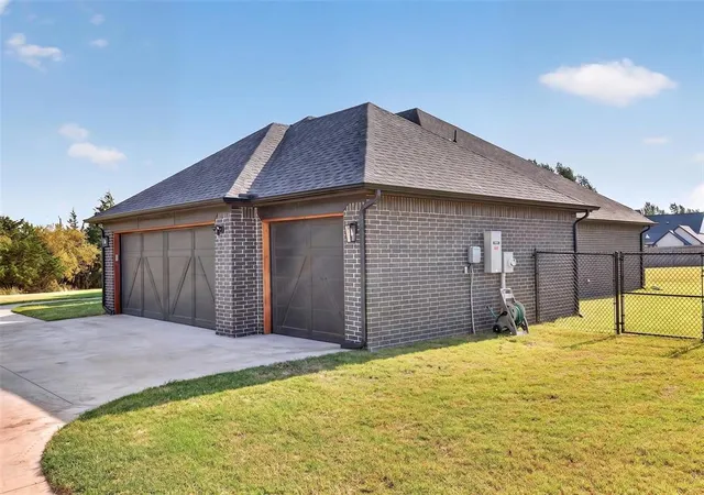 Photo 3 of Sale Pending at 19180 N County Line Rd, Piedmont, OK 73078 | MLS# 1240901 | Listing updated on 2026-08-28
