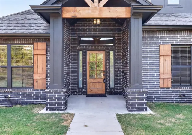 Photo 4 of Sale Pending at 19180 N County Line Rd, Piedmont, OK 73078 | MLS# 1240901 | Listing updated on 2026-08-28