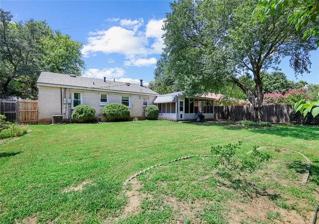 15th image of 621 Morningside Dr, Norman, OK 73071 | MLS# 1240902
