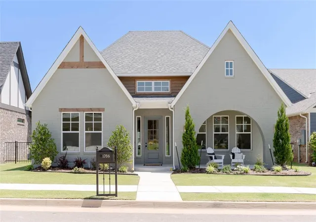 Single family home for sale at 1708 Paseo Pl, Edmond, OK 73034 | MLS# 1240905