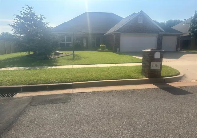 Photo 2 of Single family home for sale at 11824 Bellhurst Ave, Oklahoma City, OK 73162 | MLS# 1240910 | Listing updated on 2026-08-28