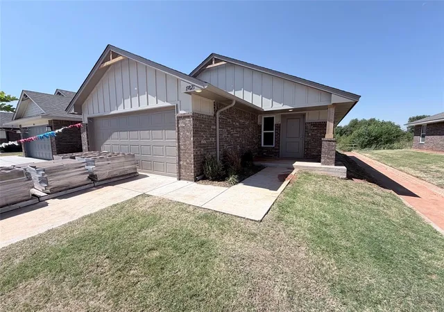 Photo 1 of Sale Pending at 19821 Stovall Dr, Edmond, OK 73012 | MLS# 1240913 | Listing updated on 2026-09-30