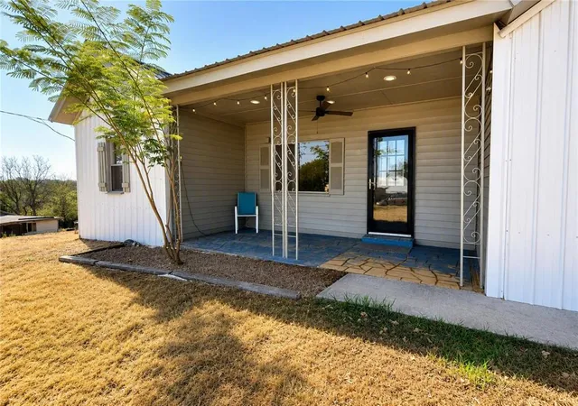 Photo 2 of Single family home for sale at 21201 E 6th Street, Hinton, OK 73047 | MLS# 1240925 | Listing updated on 2026-10-09