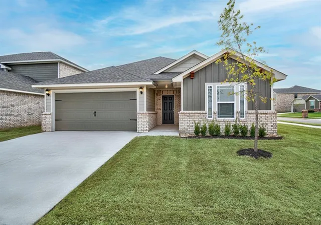 1st image of 1902 Palmatum Rd, El Reno, OK 73036 | MLS# 1240928