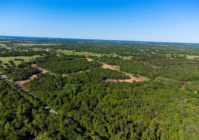 Photo 3 of Single family home for sale at 678 Simpson Ln, Edmond, OK 73034 | MLS# 1240973 | Listing updated on 2026-08-11