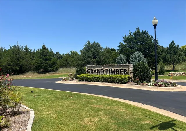 7th image of 6500 Mystic Valley Dr, Edmond, OK 73034 | MLS# 1240999