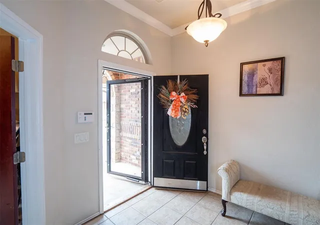 Photo 3 of Sale Pending at 2815 Misty Ridge Dr, Norman, OK 73071 | MLS# 1241005 | Listing updated on 2026-08-21