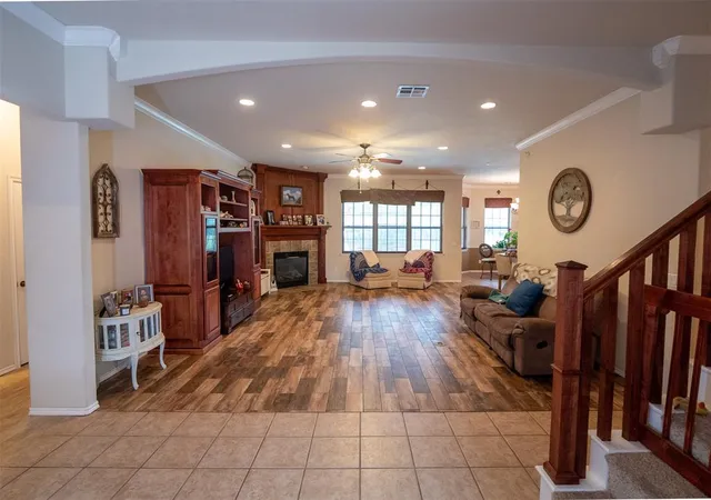 Photo 4 of Single family home for sale at 2815 Misty Ridge Dr, Norman, OK 73071 | MLS# 1241005 | Listing updated on 2026-10-02