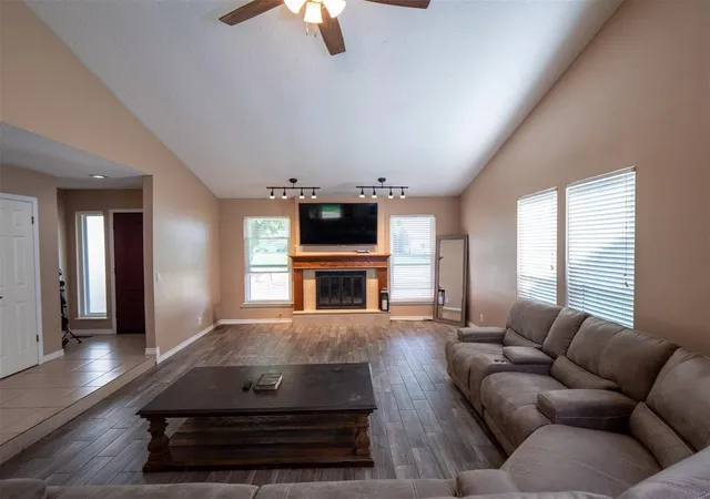 Photo 2 of Single family home for sale at 2109 Bois De Arc Cir, Norman, OK 73071 | MLS# 1241015 | Listing updated on 2026-07-30