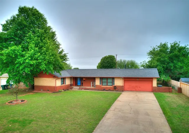 Photo 3 of Single family home for sale at 3117 Mockingbird Ln, Oklahoma City, OK 73110 | MLS# 1241024 | Listing updated on 2026-09-02