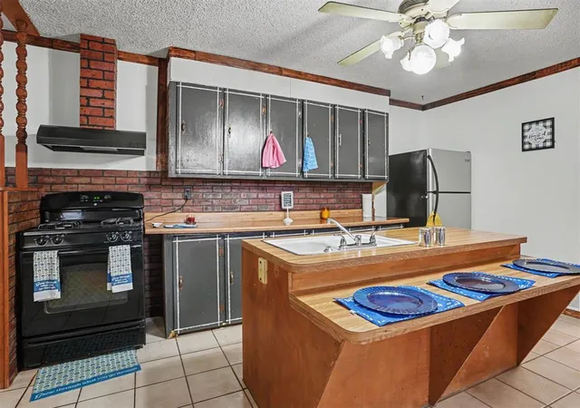 Photo 5 of Single family home for sale at 110 W Davis St, Tipton, OK 73570 | MLS# 1241025 | Listing updated on 2026-08-12