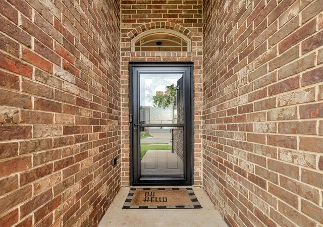 Photo 3 of Sale Pending at 11928 Sw 17th Street, Yukon, OK 73099 | MLS# 1241040 | Listing updated on 2026-08-05