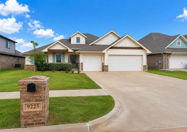 1st image of 9225 Nw 88th St, Yukon, OK 73099 | MLS# 1241041