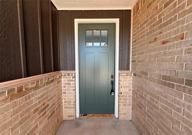 2nd image of 25102 Ethan St, Cashion, OK 73016 | MLS# 1241042