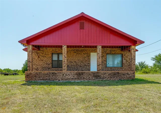 1st image of 13205 Ns 3550 Rd, Maud, OK 74854 | MLS# 1241044