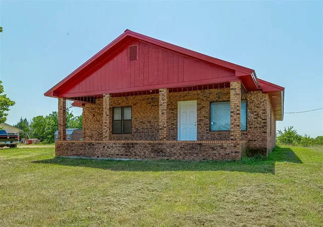 2nd image of 13205 Ns 3550 Rd, Maud, OK 74854 | MLS# 1241044