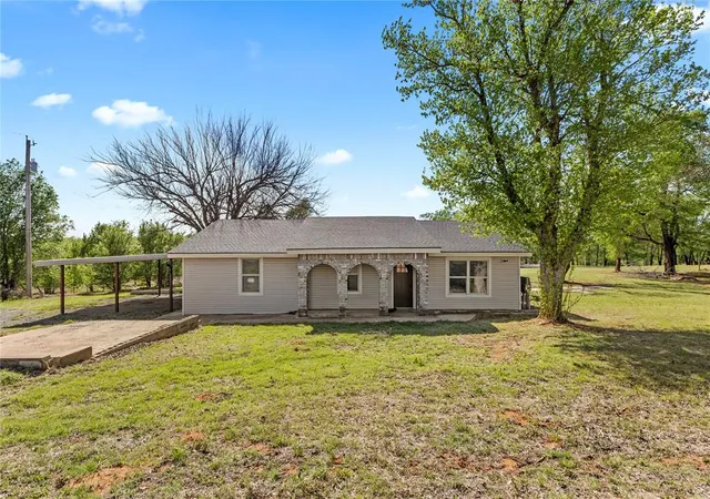 Photo 1 of Sale Pending at 523 S 1st Street, Lookeba, OK 73053 | MLS# 1241053 | Listing updated on 2026-08-31
