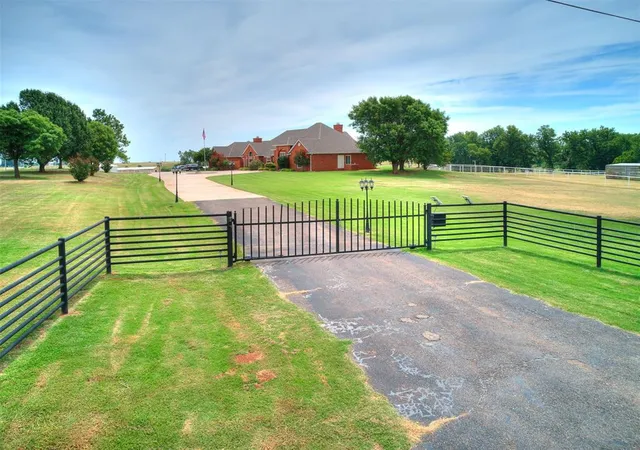 5th image of 3160 Long Dr, Newcastle, OK 73065 | MLS# 1241067