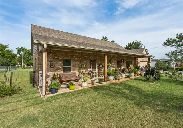 Photo 1 of Single family home for sale at 2626 N Beard Ave, Shawnee, OK 74804 | MLS# 1241072 | Listing updated on 2026-07-29