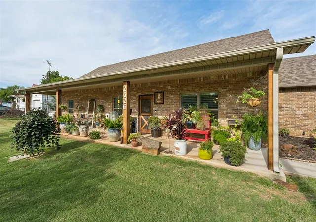 Photo 3 of Single family home for sale at 2626 N Beard Ave, Shawnee, OK 74804 | MLS# 1241072 | Listing updated on 2026-07-29