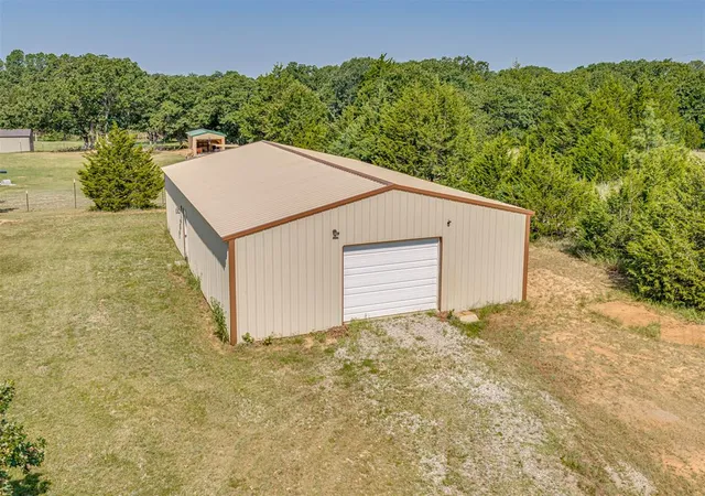 Land for sale at 000 Limestone Dr, Shawnee, OK 74804 | MLS# 1241075