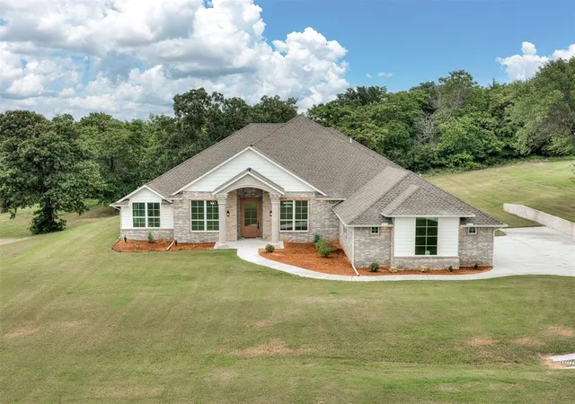 Photo 1 of Single family home for sale at 13001 Se 94th Street, Oklahoma City, OK 73165 | MLS# 1241076 | Listing updated on 2026-10-06