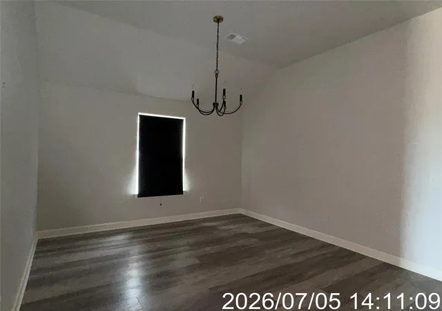 3rd image of 605 Argos Rd, Yukon, OK 73099 | MLS# 1241098