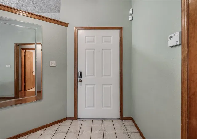 4th image of 1978 Spencer Dr, Harrah, OK 73045 | MLS# 1241103