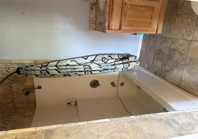 5th image of 9792 County Road 3605, Ada, OK 74820 | MLS# 1241104
