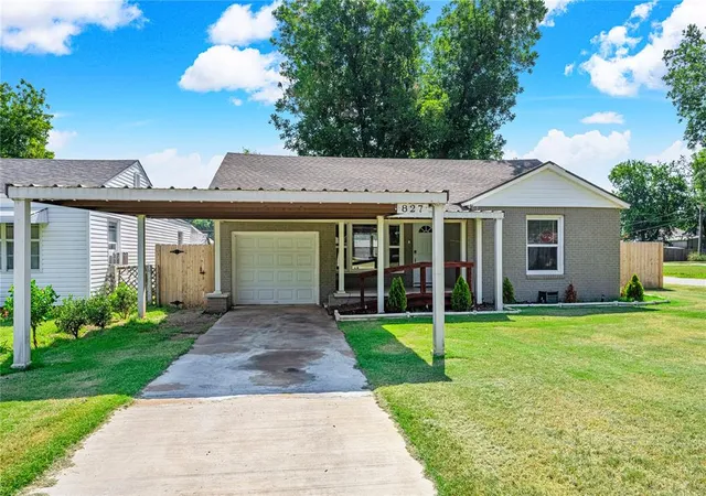 2nd image of 827 S 20th Avenue, Chickasha, OK 73018 | MLS# 1241120