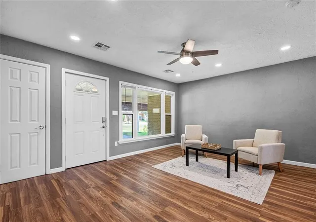 4th image of 827 S 20th Avenue, Chickasha, OK 73018 | MLS# 1241120