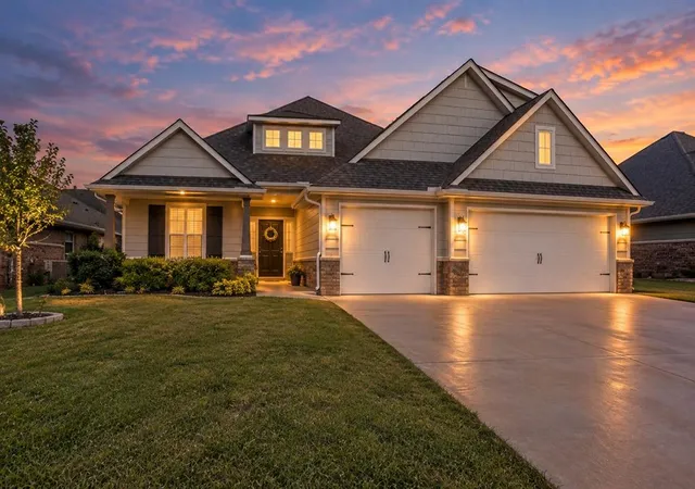 Photo 1 of Single family home for sale at 609 Side Trak Rd, Yukon, OK 73099 | MLS# 1241129 | Listing updated on 2026-09-30