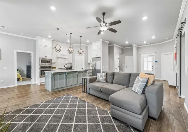 4th image of 609 Side Trak Rd, Yukon, OK 73099 | MLS# 1241129