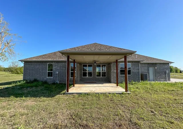 Photo 37 of Single family home for sale at 102 Olde Ml Rd, Jones, OK 73049 | MLS# 1241140 | Listing updated on 2026-08-19