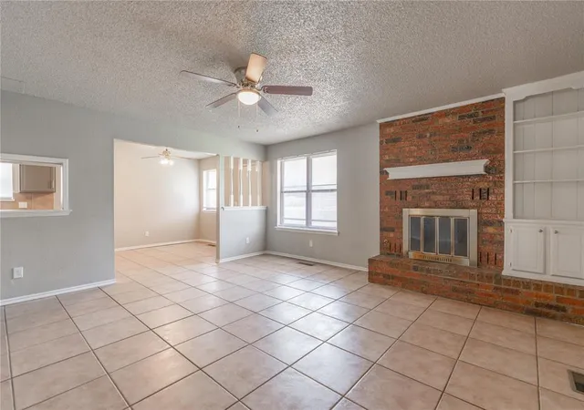 3rd image of 1210 Garden Grv, Yukon, OK 73099 | MLS# 1241144