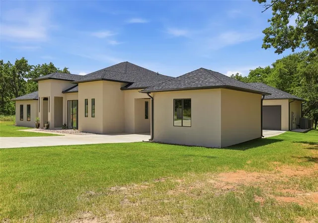4th image of 2319 Clubhouse Dr, Blanchard, OK 73010 | MLS# 1241150