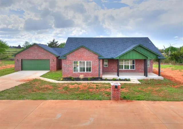 2nd image of 10131 S Meadows Ln, Guthrie, OK 73044 | MLS# 1241165