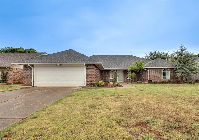 Photo 2 of Sale Pending at 11616 Century Dr, Oklahoma City, OK 73162 | MLS# 1241167 | Listing updated on 2026-08-31